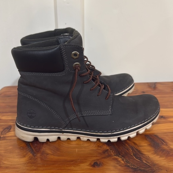Timberland Brookton 6" Dark Gray Nubuck Boots - Picture 2 of 7